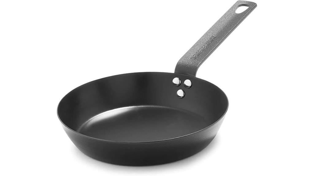 pre seasoned carbon steel skillet