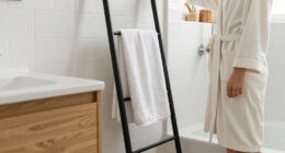 Scrap Bulky Shelves: Store Towels With This Modern-Style Alternative